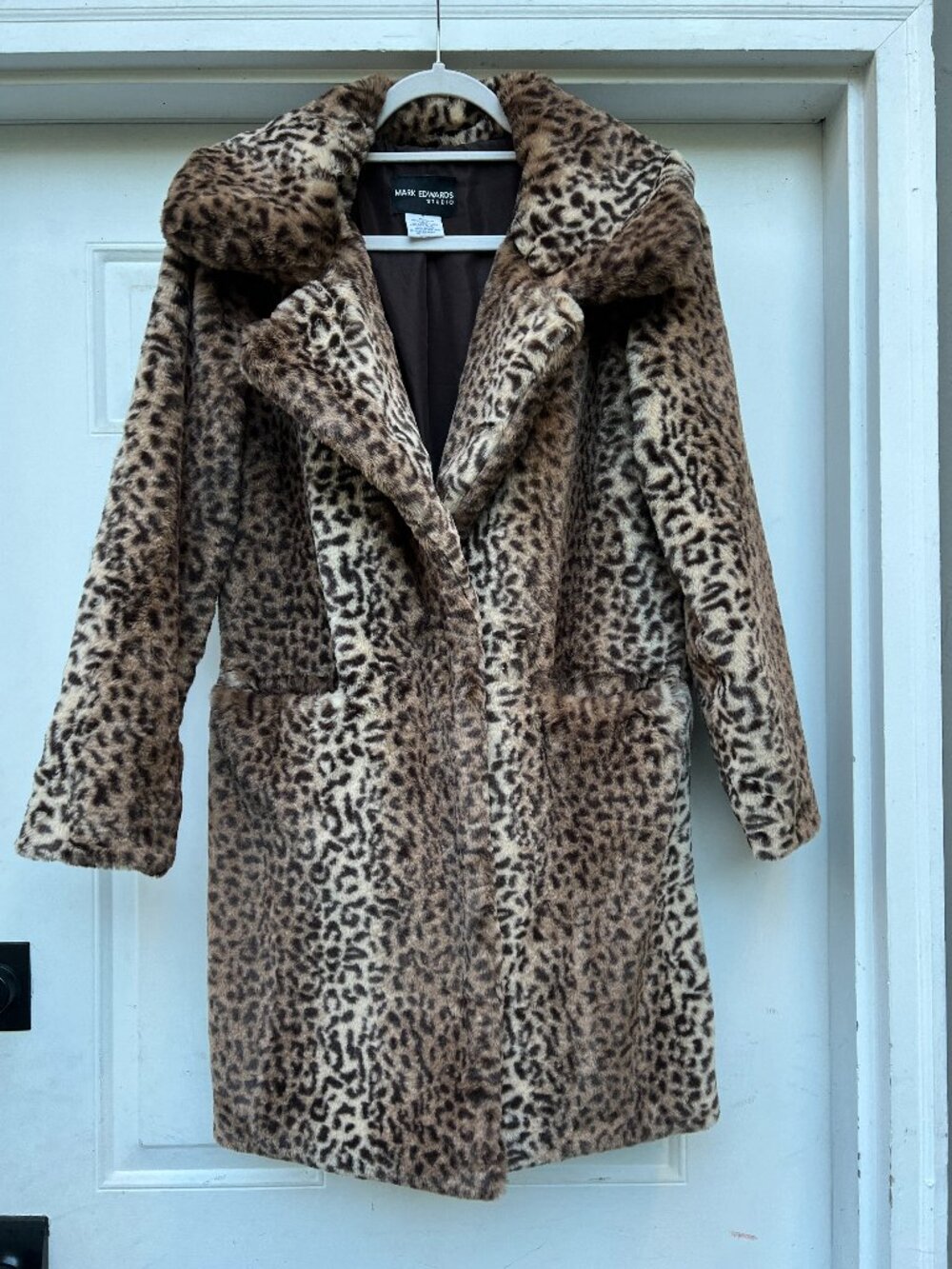 Mark Edwards Studio Leopard Print Faux Fur Coat - Picture 2 of 8
